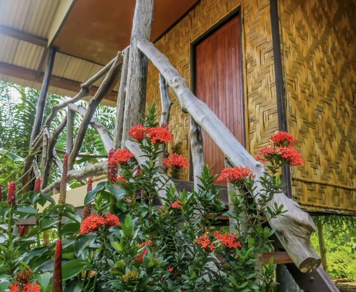 Seaside Sanctuary Bungalows Ko Lanta Dış mekan fotoğraf